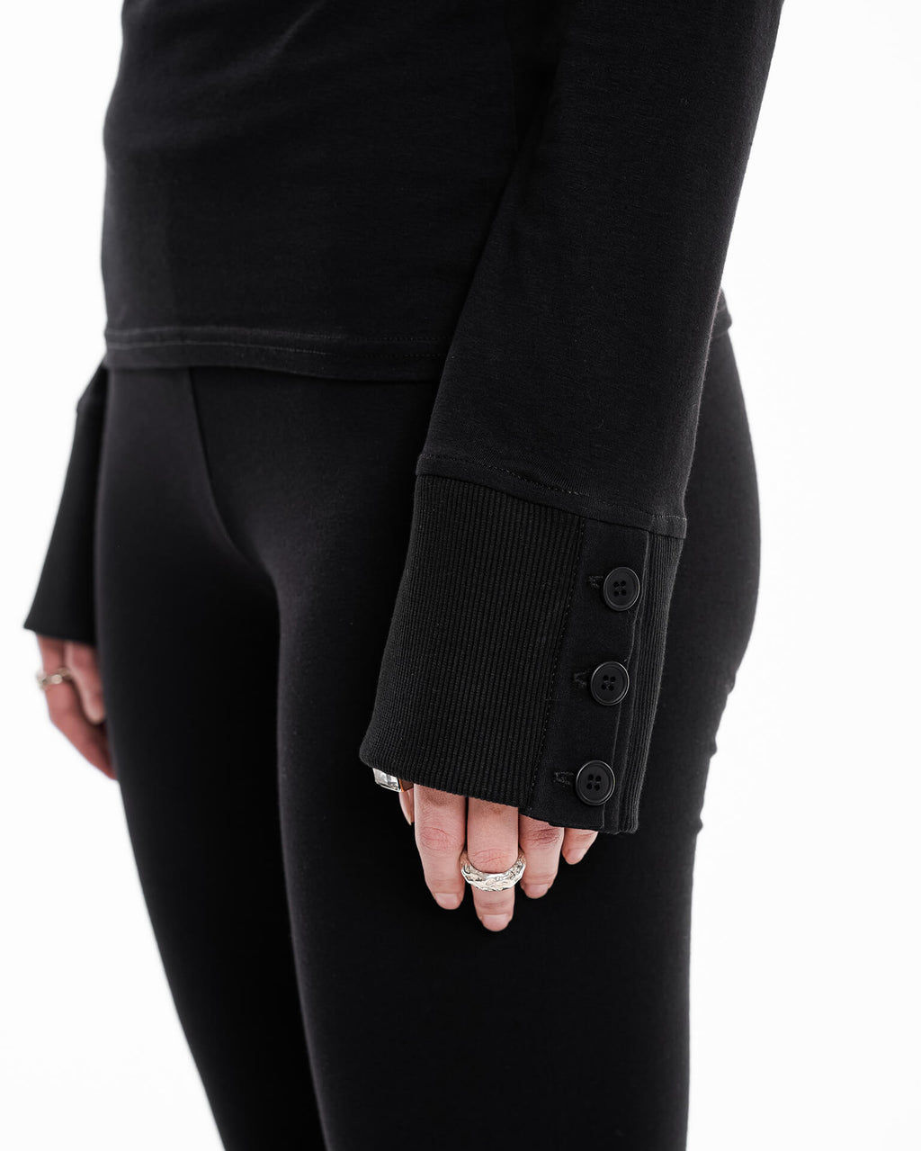 Blouse with messy buttons