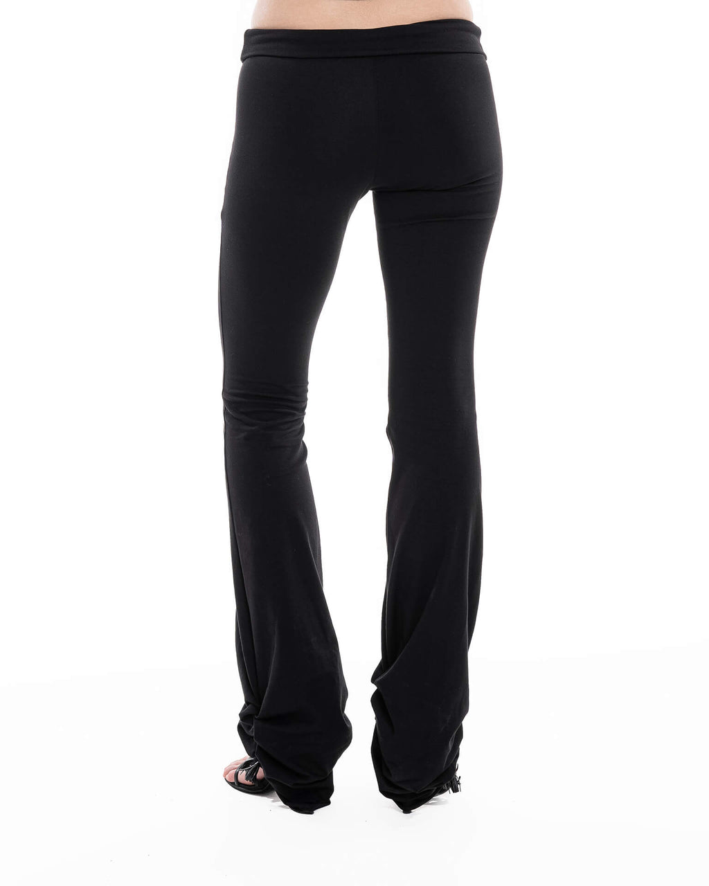 Skinny draped pants